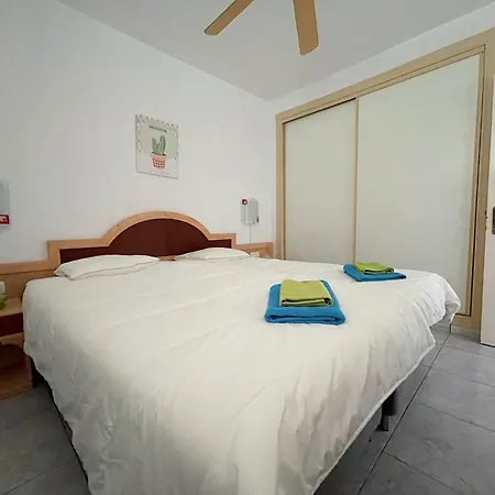 Chipeque * لوس كريستيانوس